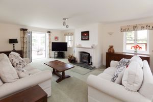 Sitting Room- click for photo gallery